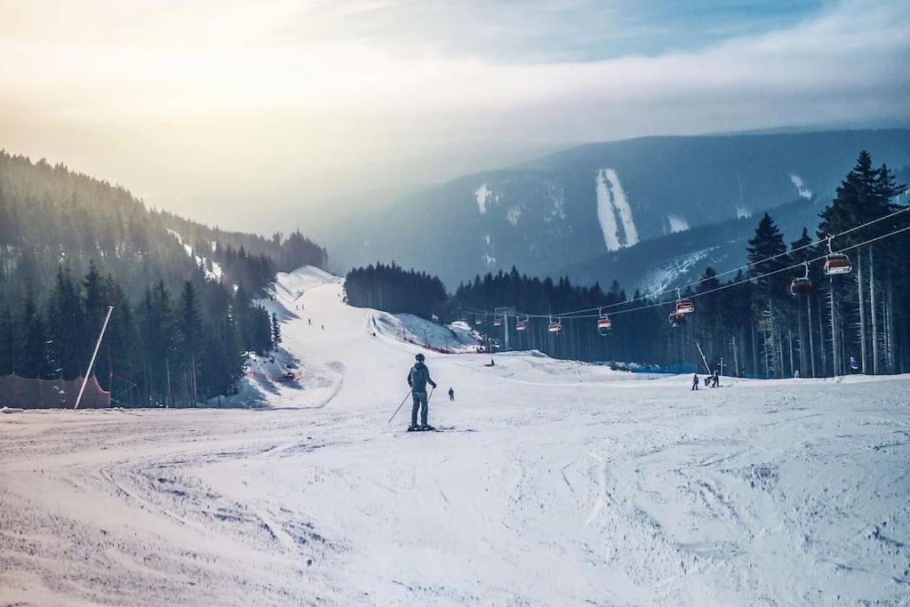 Boutique Apartment Heidi With Mountain View Loučná pod Klínovcem المظهر الخارجي الصورة